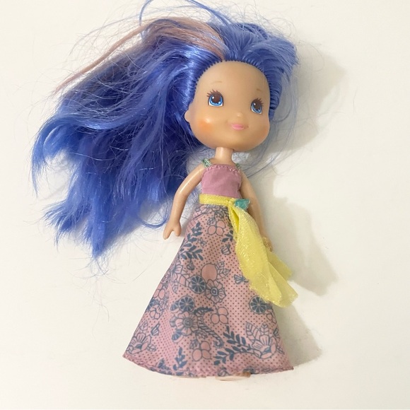 Hasbro Strawberry Shortcake Blueberry Muffin Doll - Picture 12 of 14